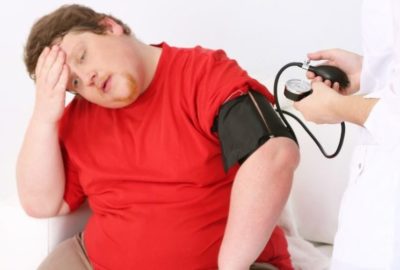 Что значит артериальное давление 160 на 110, каковы причины, что делать, как снизить и лечение в домашних условиях