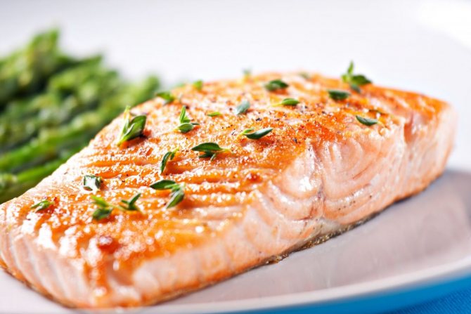 При повышенном холестерине необходимо употреблять постные блюда из рыбы